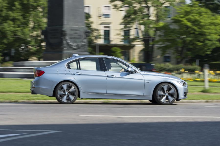  BMW ActiveHybrid 3 2012 года  (фото 66 из 102)